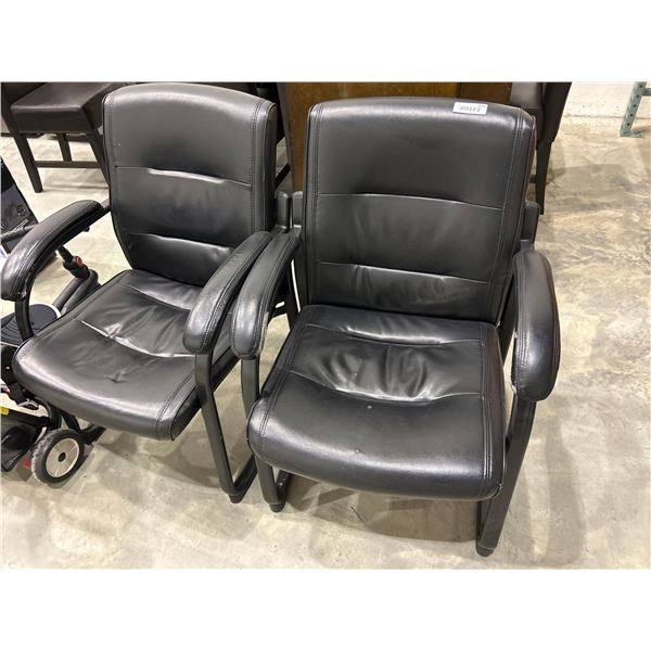 Lot of 2 black reception chairs