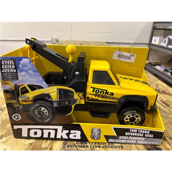 TONKA - TOW TRUCK IN BOX.