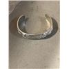 Image 2 : HUMMINGBIRD BANGLE, SIGNED "KR"