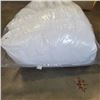 Image 2 : 4 AS NEW STANDARD PILLOWS W/ ZIP COVERS