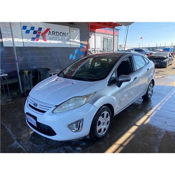 2011 FORD FIESTA