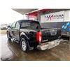 Image 2 : 2011 NISSAN FRONTIER