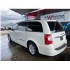Image 2 : 2011 CHRYSLER TOWN AND COUNTRY