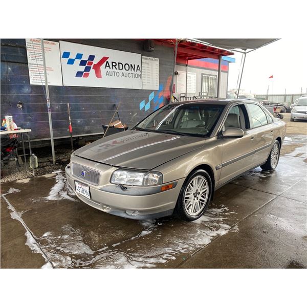 2002 VOLVO S80