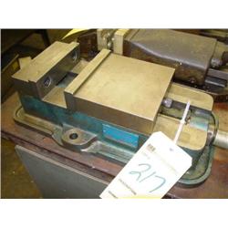 MACHINE VISE