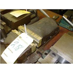 MACHINE VISE