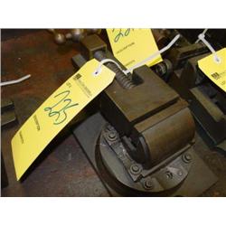 MACHINE VISE