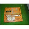 Image 1 : ETALON MICROMETER