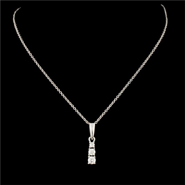 14K Pendant: 0.22ctw Diamonds