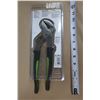 Image 2 : PLIERS PUMP 10IN MOLDED-POP GREENLEE 0451-10M