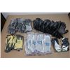 Image 1 : LOT DE 31 PAIRES DE GANTS ASST