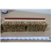 Image 2 : BROSSE DE PONT AVEC RACLETTE 11" AGF