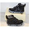 Image 1 : DIESEL 'THE BRAVES' CHILD SIZE 7.5 - NEW IN BOX
