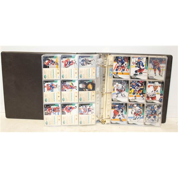 LARGE BINDER PARKHURST HOCKEY CARDS Large binder parkhurst hockey cards