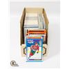 Image 1 : APPROX 500 UNSEARCHED HOCKEY-CARDS