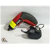 Image 1 : SKIL RECHARGABLE SCREW GUN WITH CHARGER