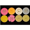 Image 2 : 8 PLASTIC GAMING CASINO TOKENS: 4-25 CENT AND