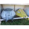 Image 1 : 2 Auger Hoppers