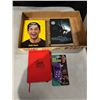 Image 1 : Books and notebook and big freedia item