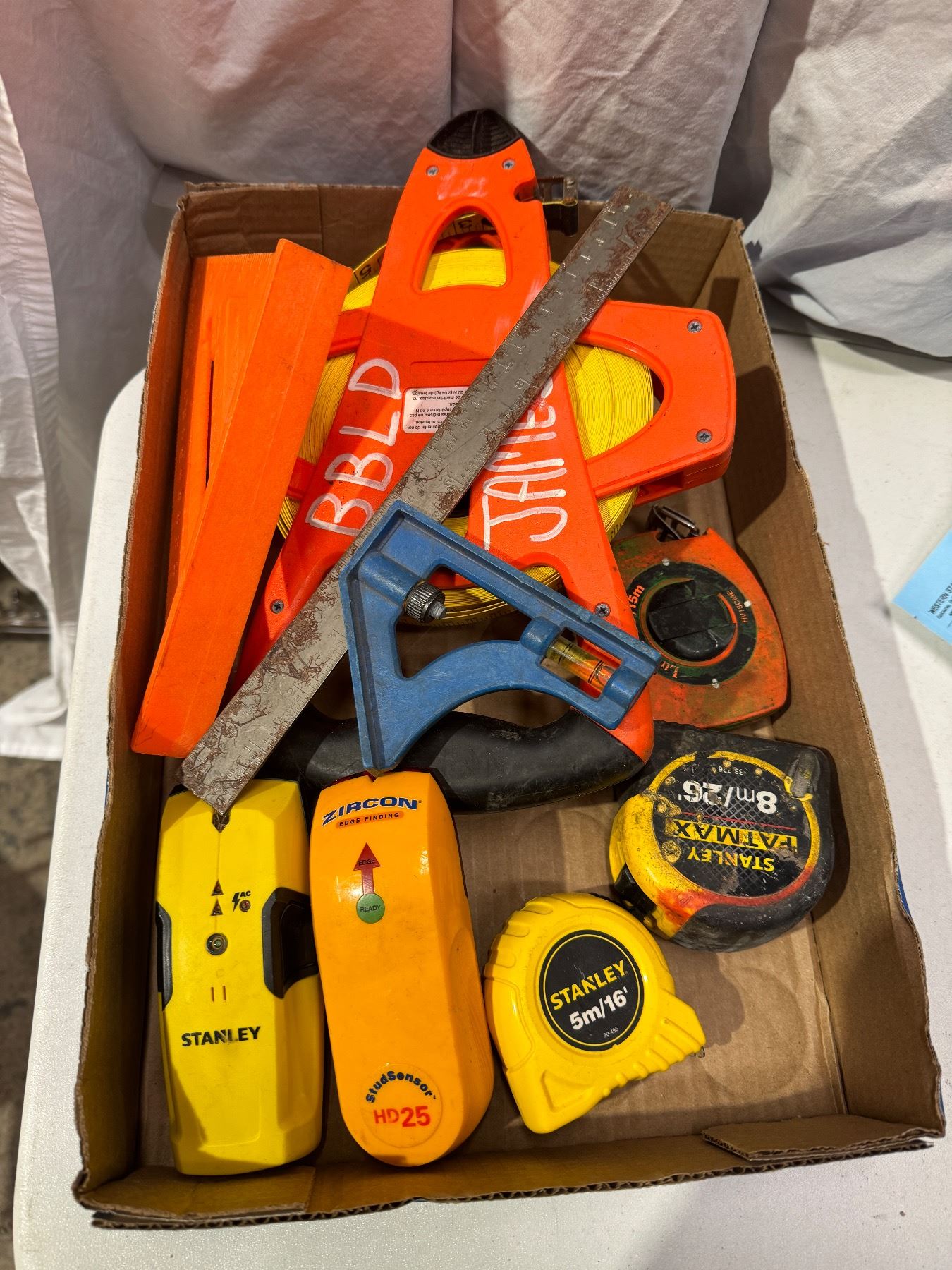 Measuring items