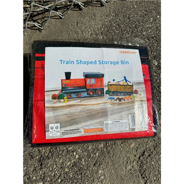 Train shaped storage bin
