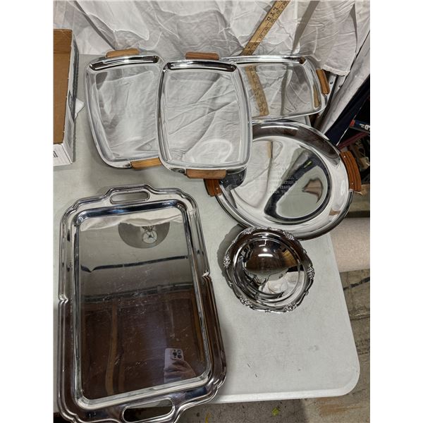 Serving trays