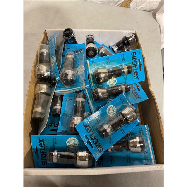 Aerator shower heads