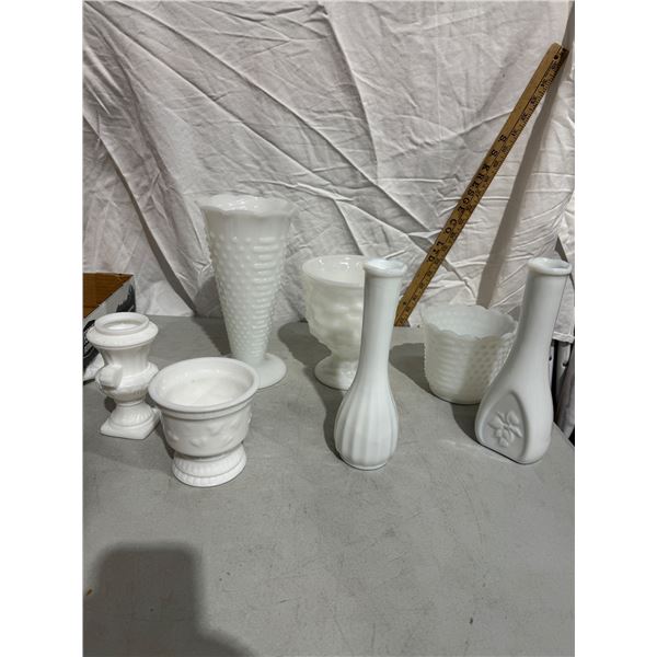 Broody, feeling and other vases