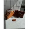Image 2 : Leather handbags and Key holder