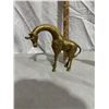 Image 1 : Brass giraffe figure