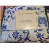 Image 2 : Queen size, floral pattern duvet cover with matching pillowcases, soft and comfortable, new.