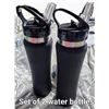 Image 1 : Set of 2 durable black stainless steel bottles with flip-straw lids, leakproof and insulated, new.