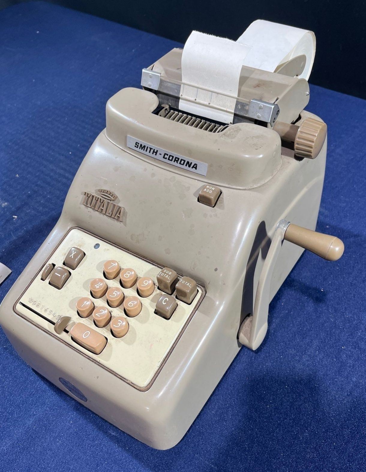 Vintage Smith-Corona Totalia Adding Machine - Beck Auctions Inc.