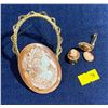 Image 2 : Antique Cameo Brooch with Matching Clip-on Earrings (need repairs)