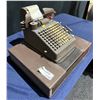 Image 2 : Antique Burroughs Adding Machine/Cash Register 20Wx16.5Dx14.5H