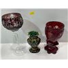 Image 2 : Vintage Red Wine Glass and Goblet and Green Glass Vase