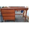Image 13 : Vila Cherry Stained Maple Twin Bedroom Set made in the 1950's