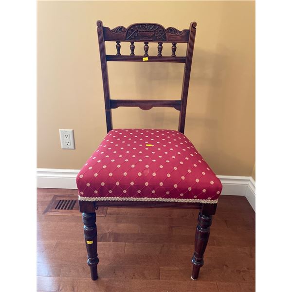 Antique Antique Upholstered Decorative Chair 18Lx20Dx36H