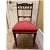 Image 1 : Antique Upholstered Decorative Chair 18Lx19.5Dx36H