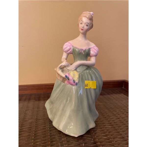 Royal Doulton Figurine "Clarissa" 8H