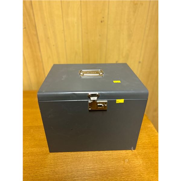 Commodore Safe With Key 13Wx10Hx10D