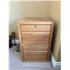 Image 1 : Solid Wood Filing Cabinet With Keys 30Hx20Wx24D