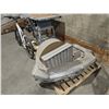 Image 8 : SOMMER & MACA VERTICAL GLASS WASHER MODEL VEW60 SOLD BY CR LAWRENCE.