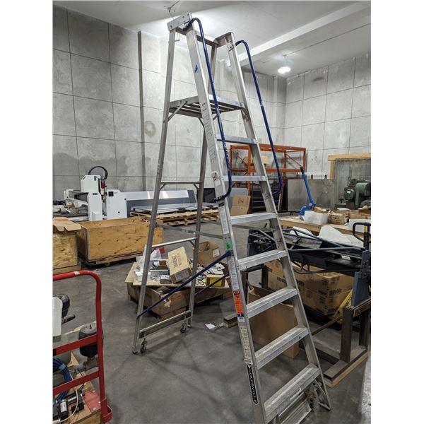 LOUISVILLE 8' (MEASURES 10) LADDER