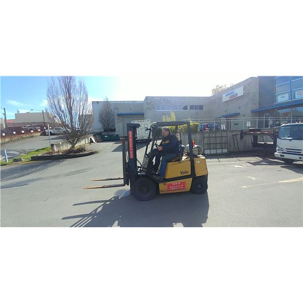 *LD* YALE MODEL 189 PROPANE FORKLIFT. MODEL GLP050ZGNCAE084. 5000 LB CAPACITY. PNEUMATIC TIRES,