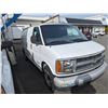 Image 2 : *R* 2002 CHEVROLET EXPRESS VAN, WHITE, VIN 1GCFG25M321212661,