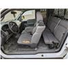 Image 8 : *R* 2005 FORD F150 TRITON, P/U, V8 WHITE, VIN 1FTRX12W45FA84838,
