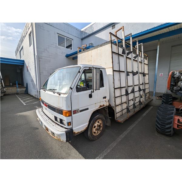 *R* 1990 GMC 4000, 2WHDR, BOX TRUCK, WHITE, VIN J8DB4B1H8L7004983,