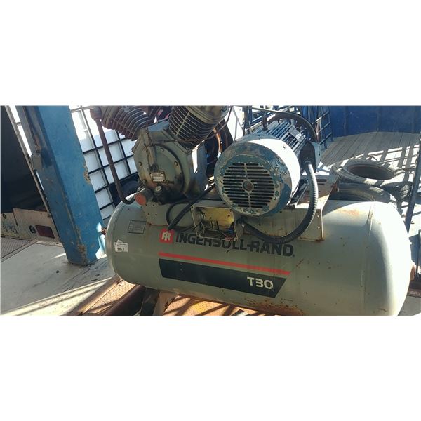 INGERSOLL-RAND T30 AIR COMPRESSOR. 20HP MOTOR. 3 PHASE.