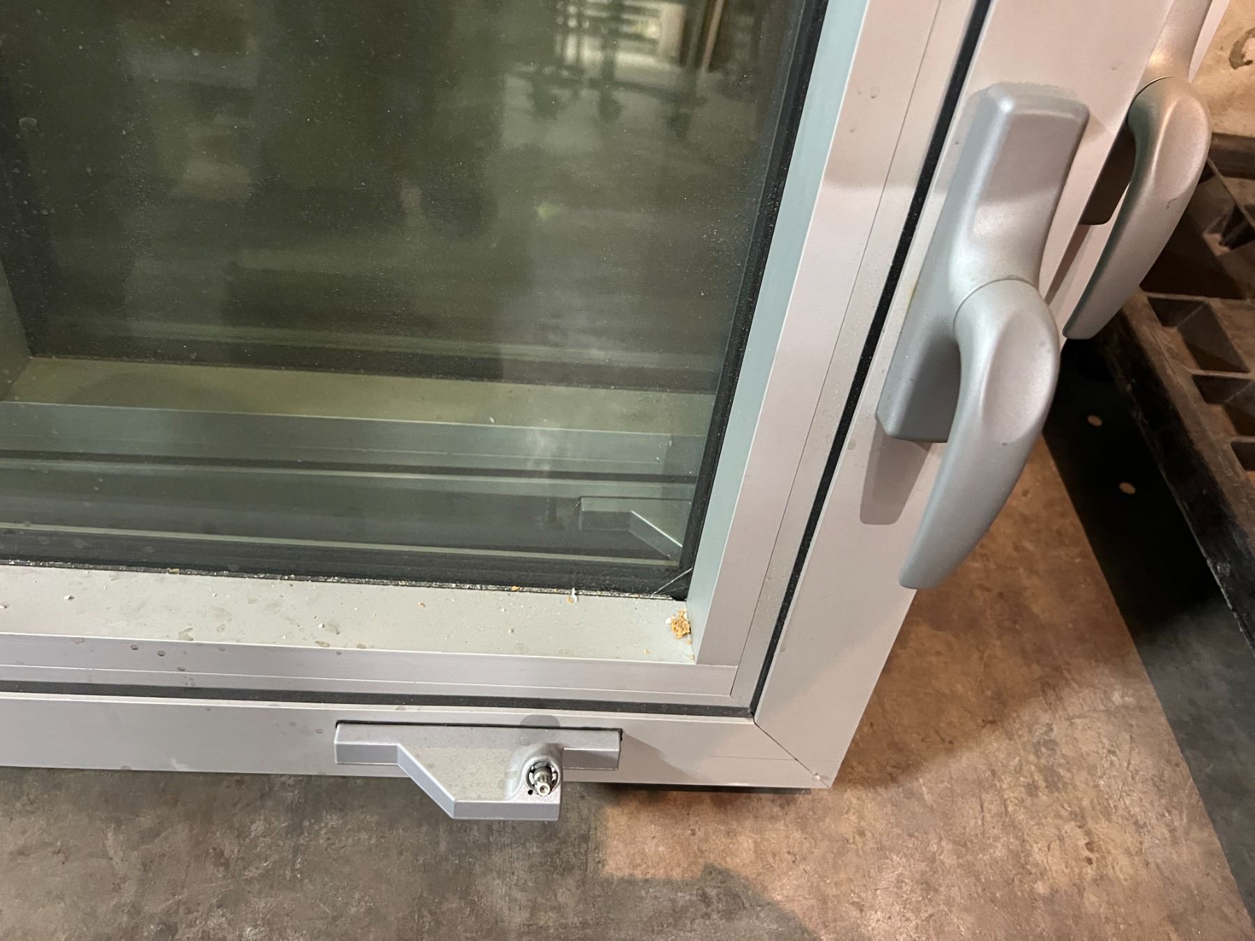 3X27 X54 WINDOWS RETAIL APPROX 1500 EACH Able Auctions 3x27-x54-windows-retail-approx-1500-each-able-auctions